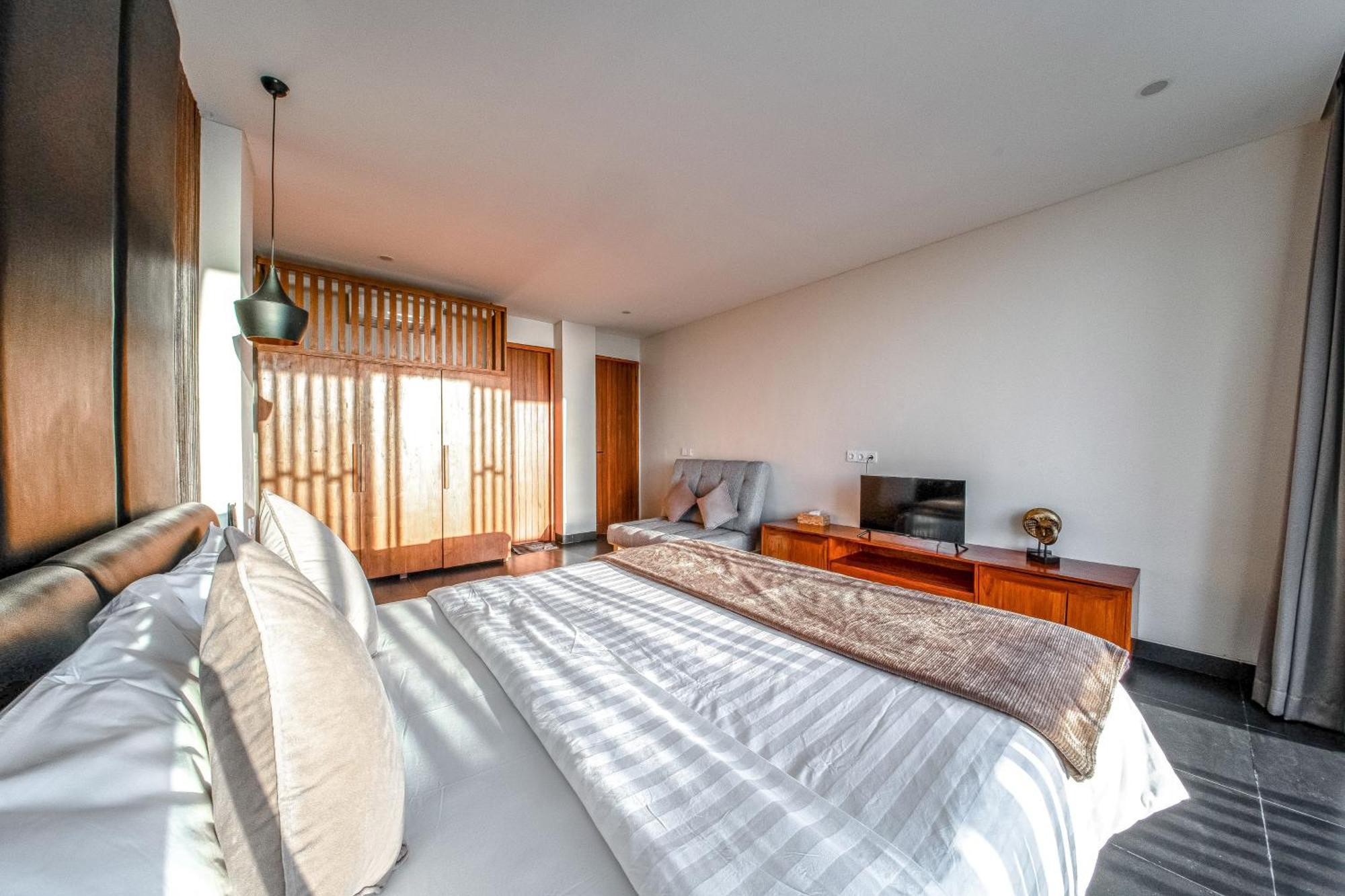 Balangan Freya Villa *