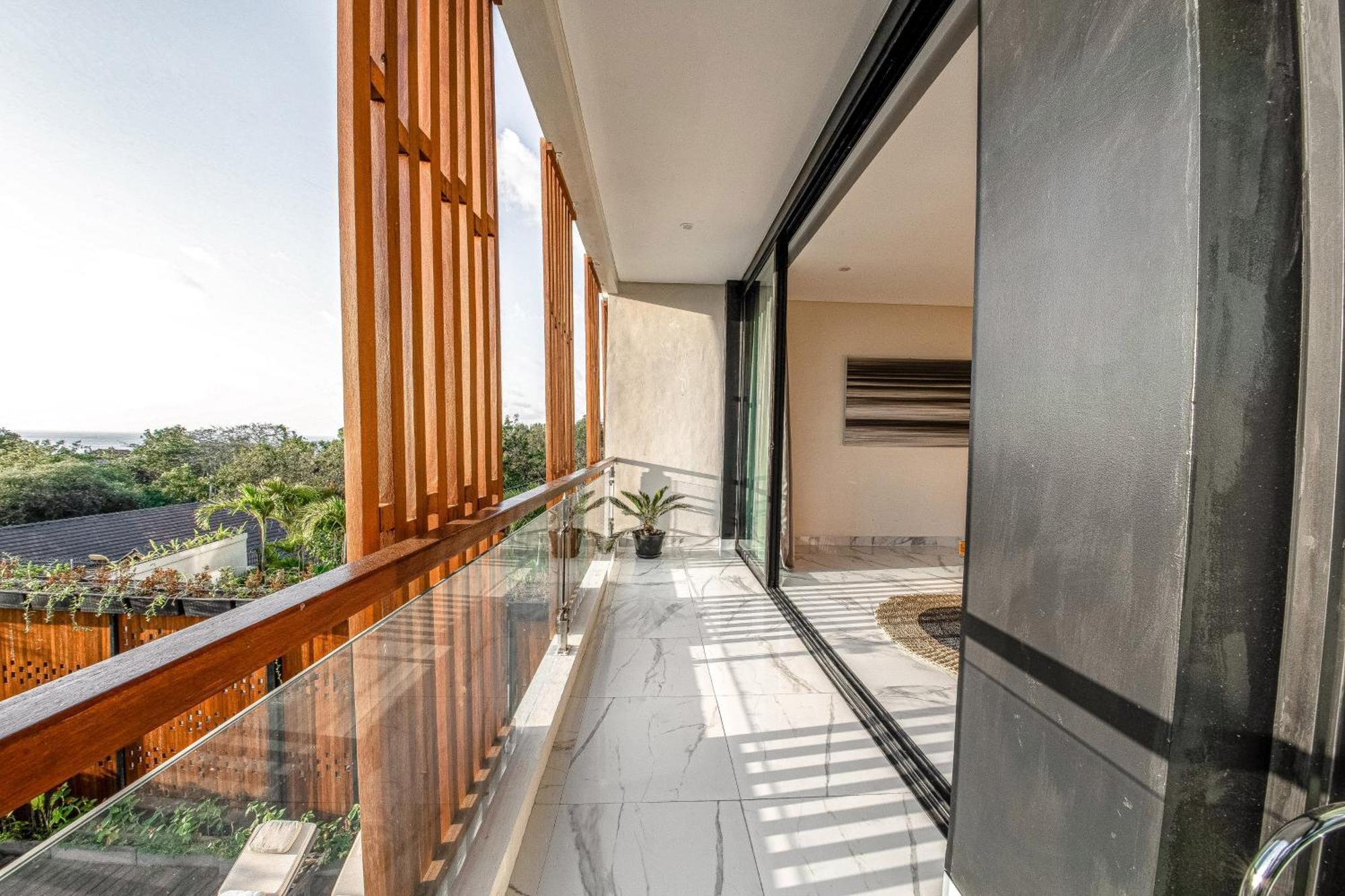 Balangan Freya Jimbaran (Bali)