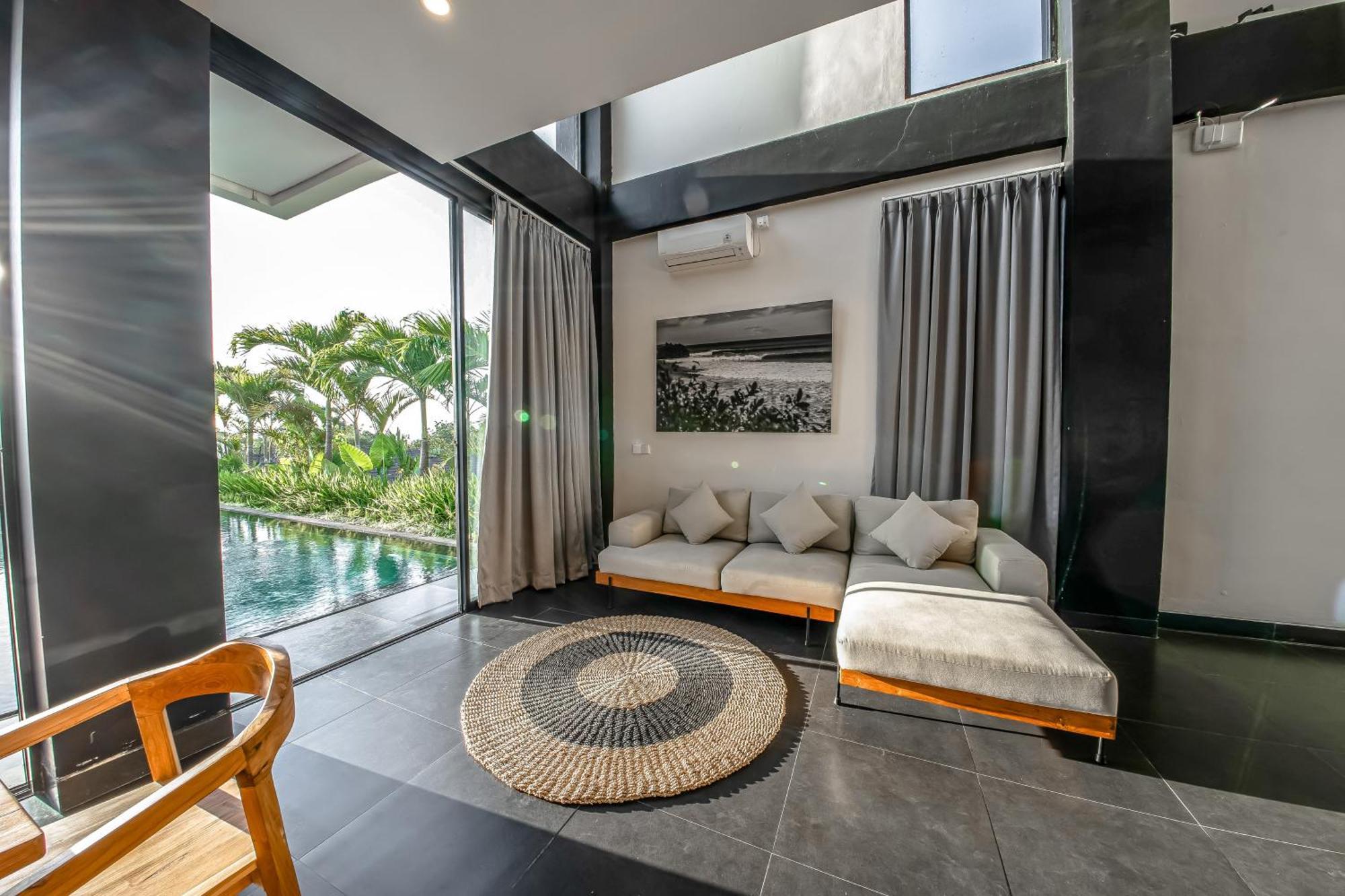 Balangan Freya Villa *